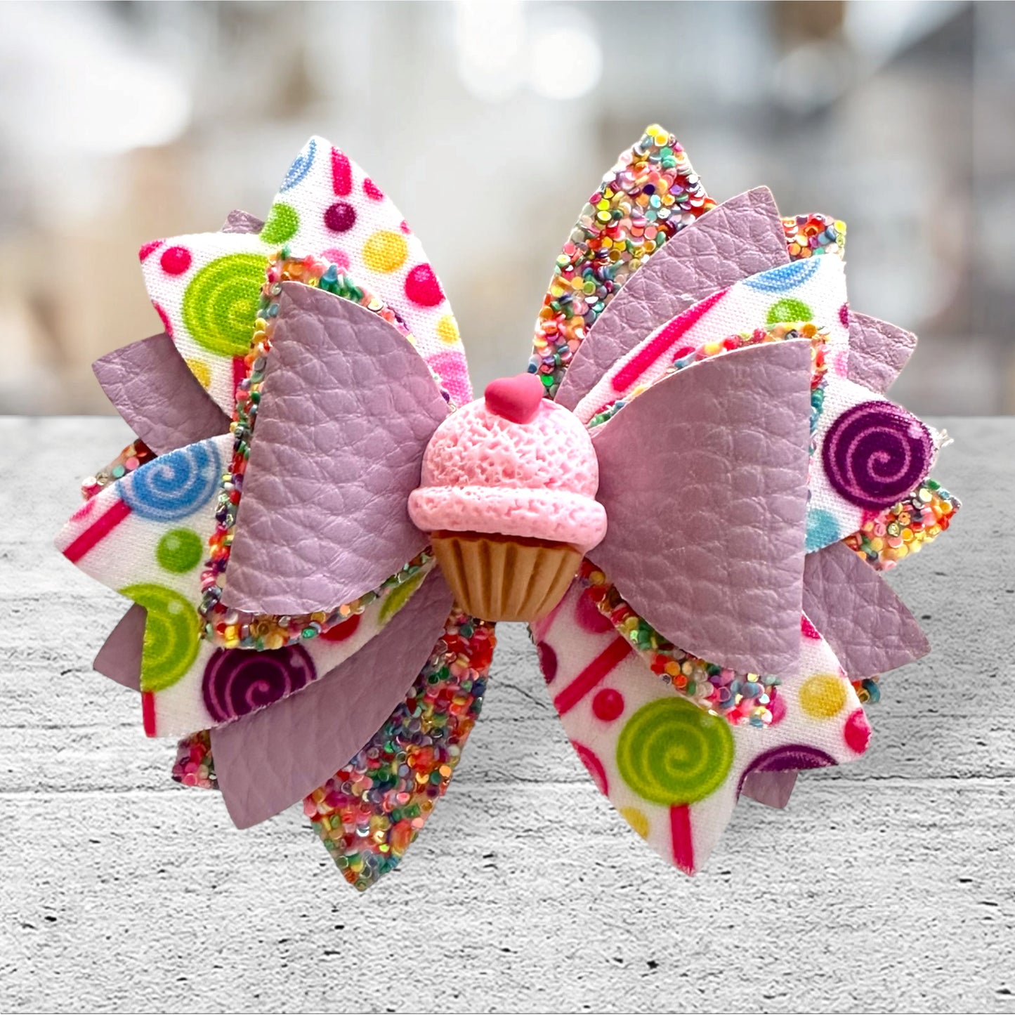Sweet Cupcake Bow